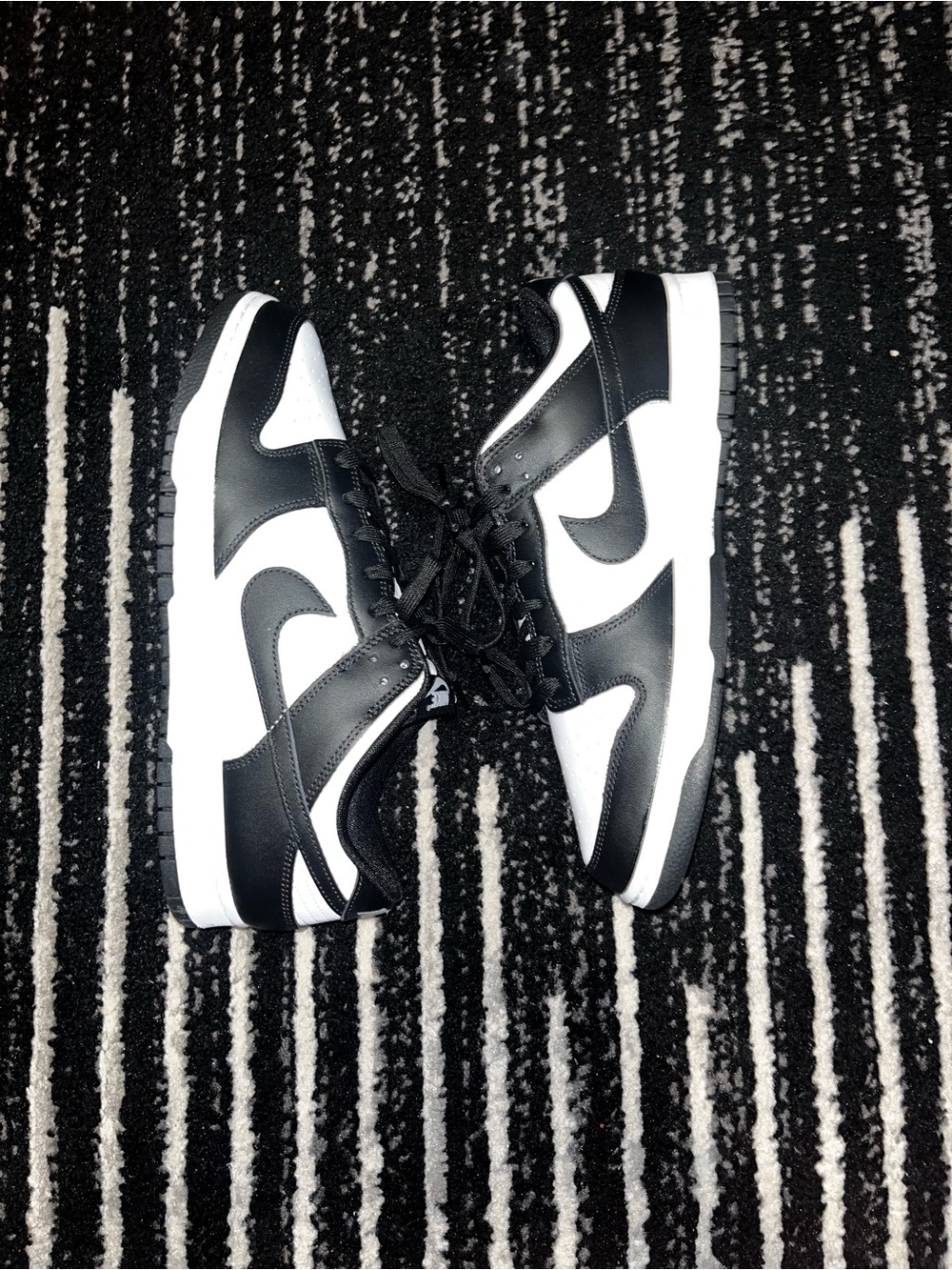 Nike panda dunk Men's Black and White Low-Top Sneakers